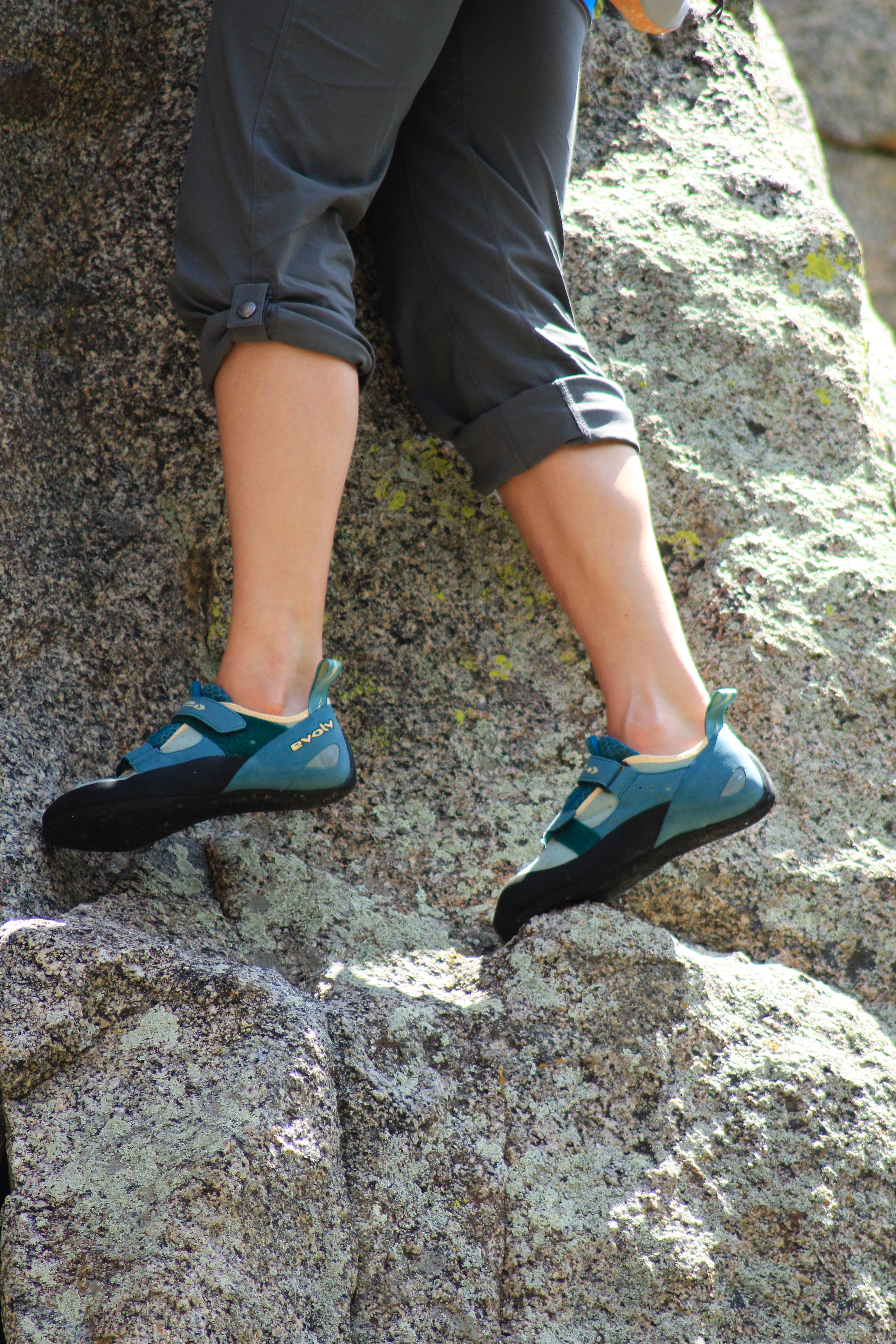 best-womens-climbing-shoes-evolv-elektra-dirtbagdreams.com