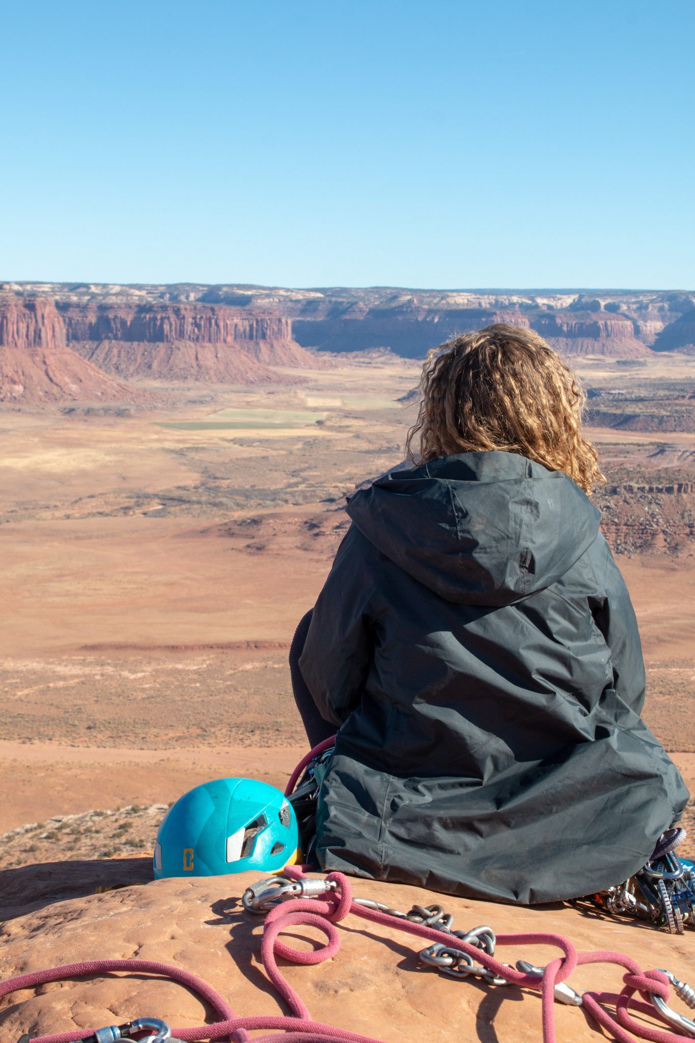 ProView Outdoor Research Women's Floodlight II Down Jacket The Link