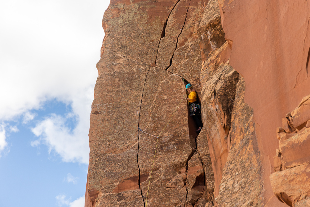 beginners-guide-rock-climbing-dirtbagdreams.com