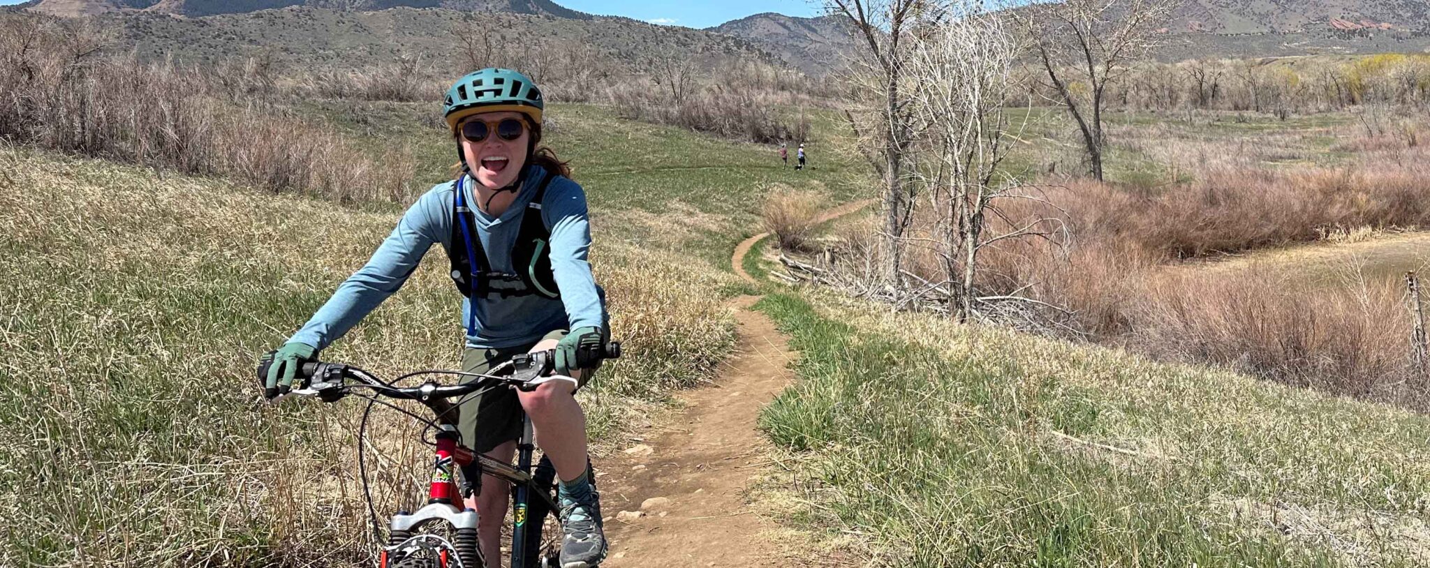 ProView Camelbak Women's Chase Bike Vest 50oz Review The Link