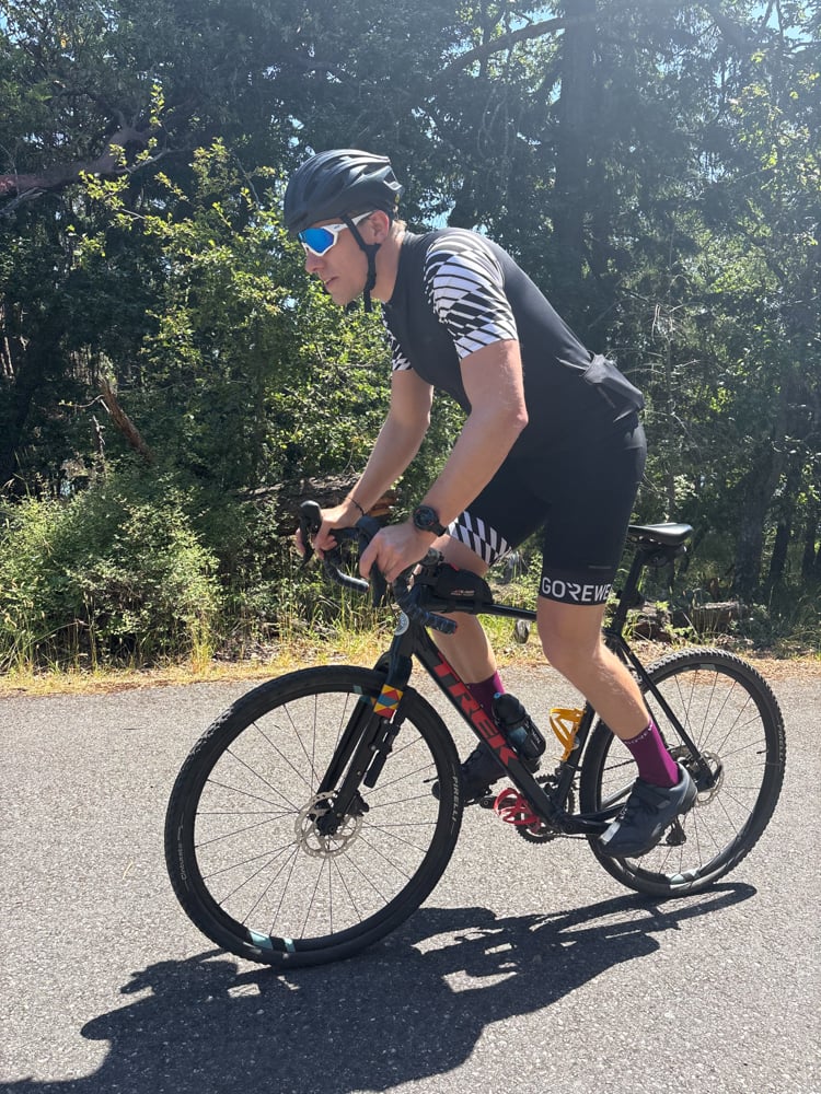 gorewear-swiftride-kit-the-link