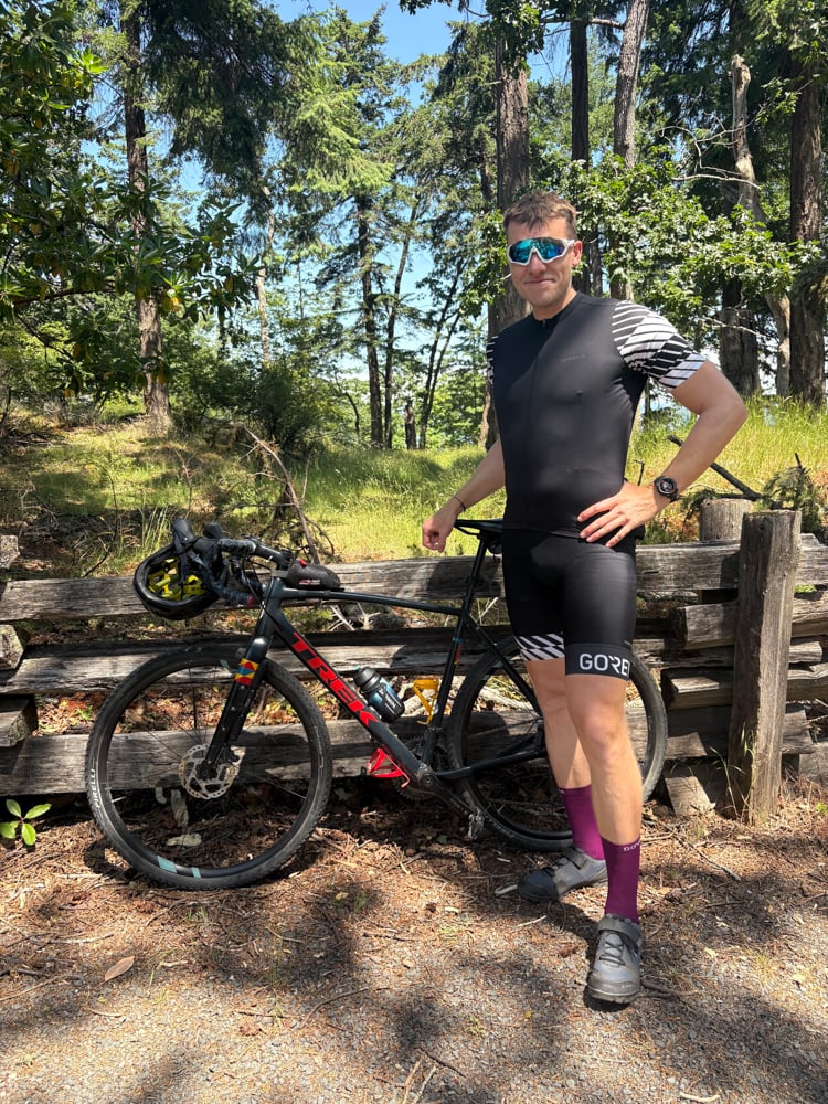 gorewear-swiftride-kit-the-link