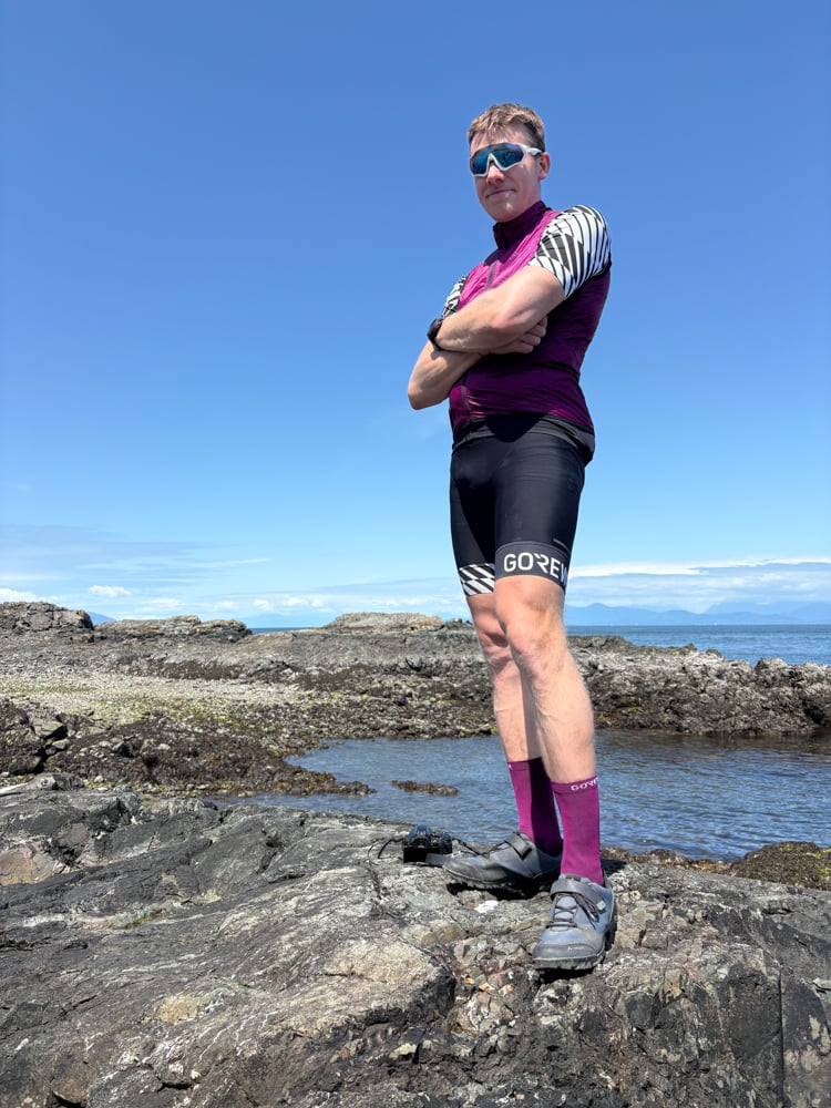 gorewear-swiftride-kit-the-link
