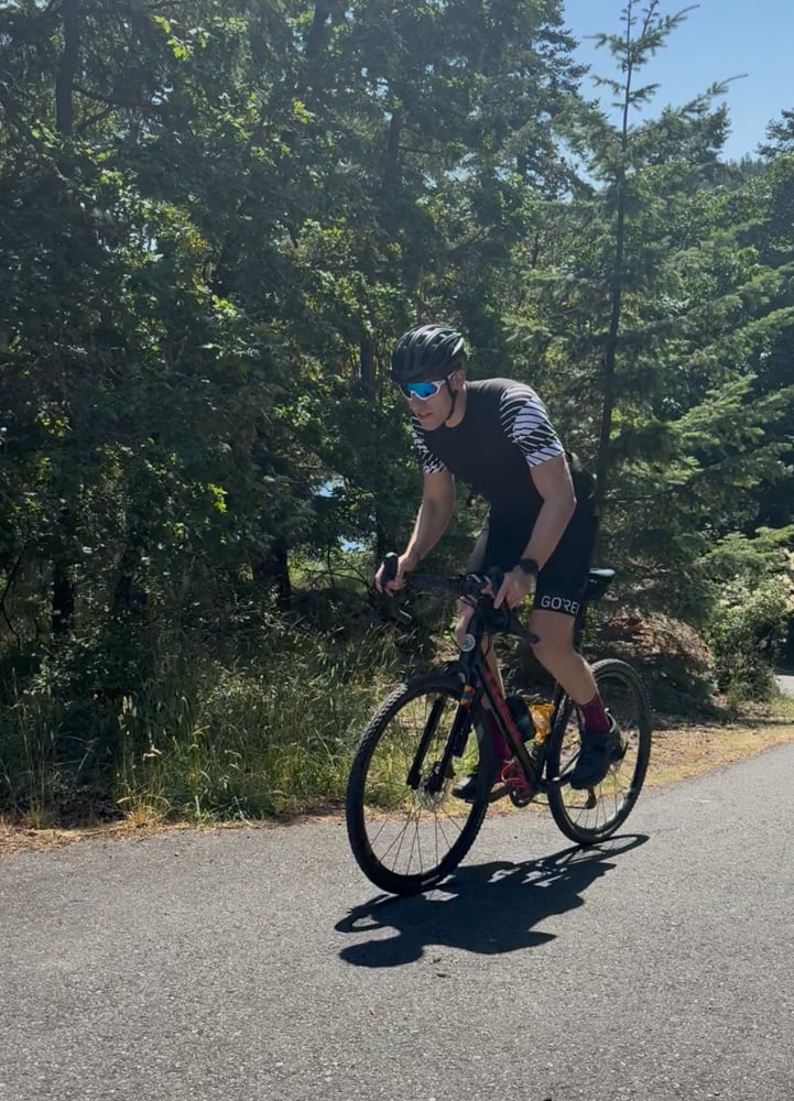 gorewear-swiftride-kit-the-link