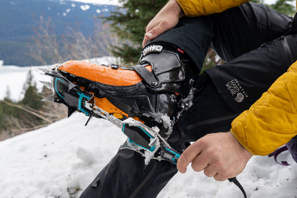 camp peak 12 mountaineering crampons the link